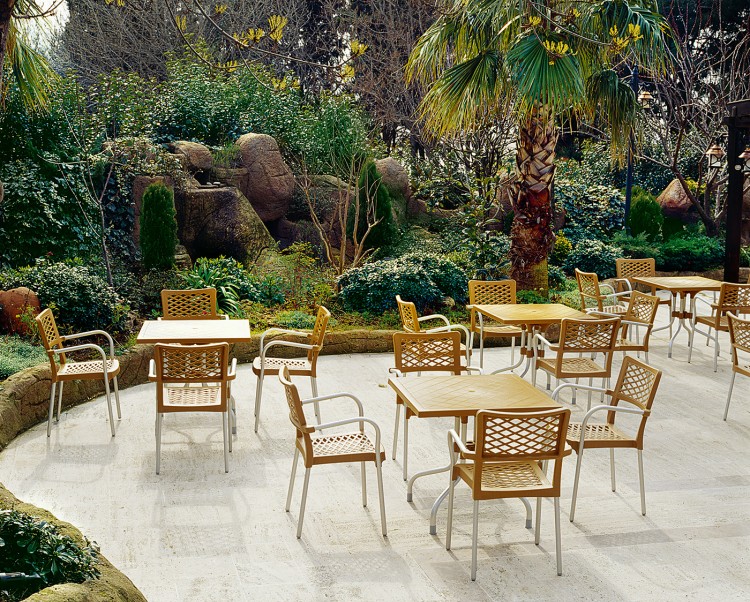 da729919987d3e5ff25466b4013d12f3641b1c76