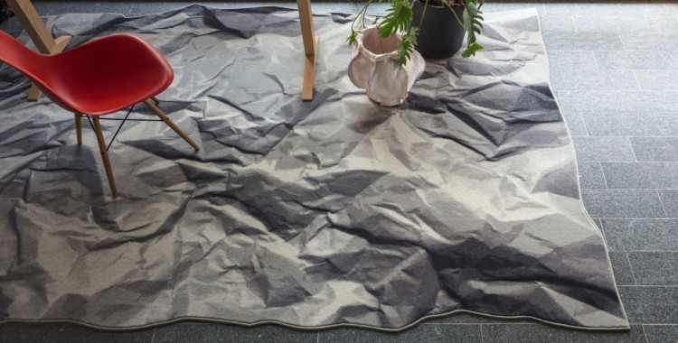 e9b7ba60a124e848d8ec5d338d93632dea2fed99