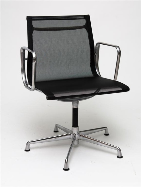 b684b0960754d0e7210692db7ad7781a21ba9f06