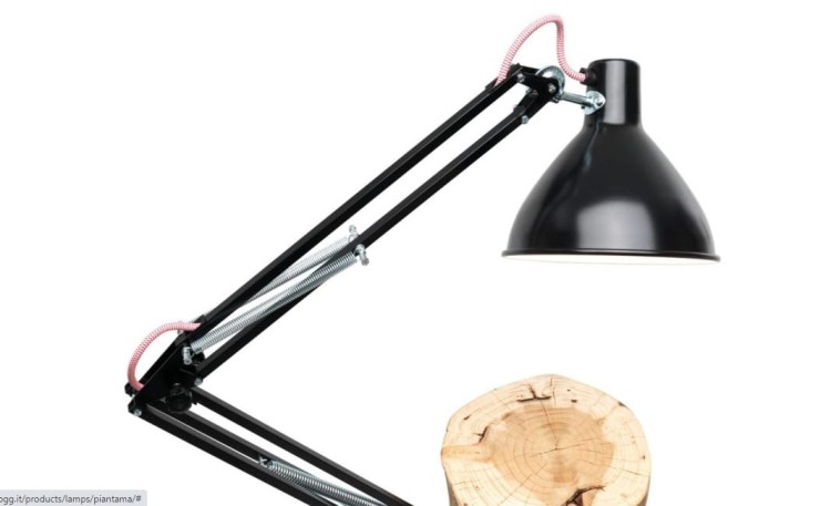 Lampa podłogowa, stolik nocny z lampą PIANTAMA.