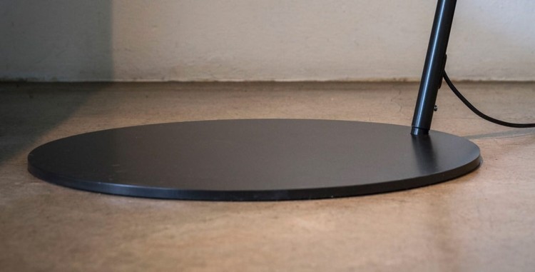 Lampa podłogowa SOTT ARCHI  regulowane ramię.