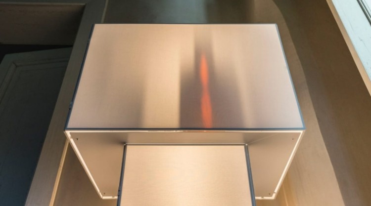 Lampa podłogowa, regał, witryna VELASCA.