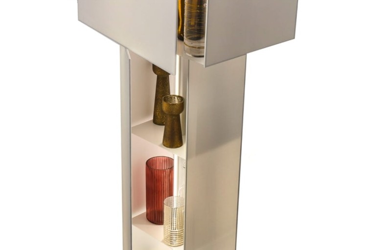 Lampa podłogowa, regał, witryna VELASCA.