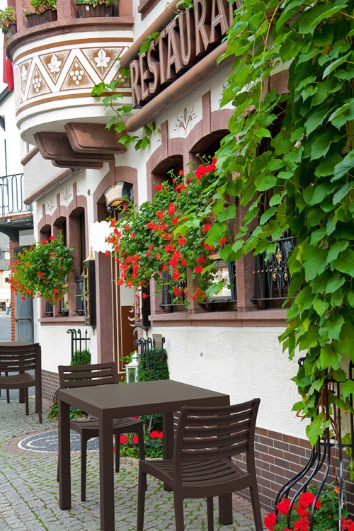 f63caf99a1a346a436ed5642566f5e1657f72b43