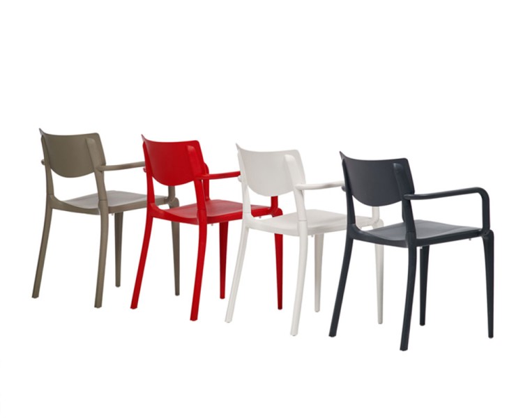 4b70b8d55c0d8749fcb4a681963335d9d83fe391