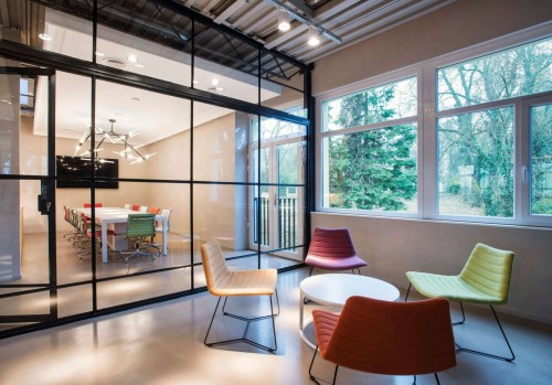 b969565a76ca2bd33635275b28ec266e396a7652