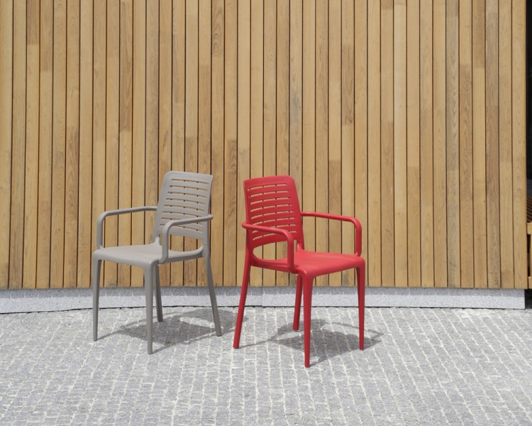 9106b6385364b72ca04bdbb1dcb5adc247028c51