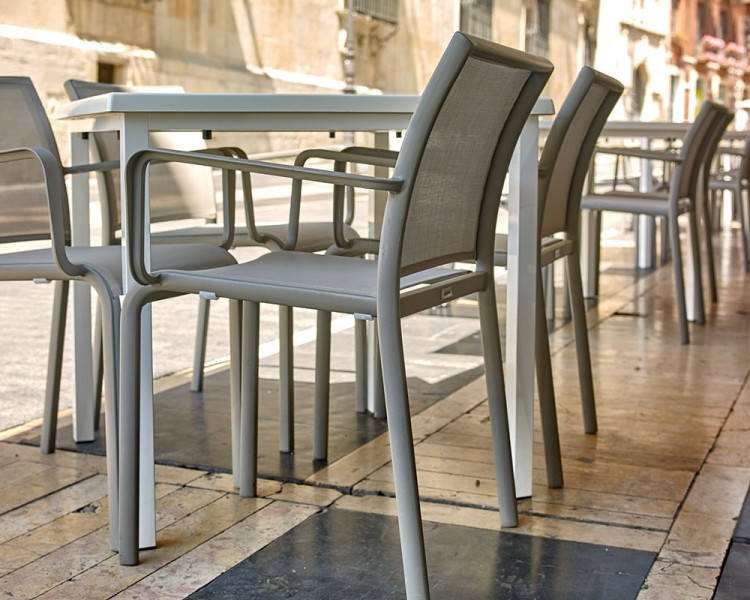 f525ca3c5b4a25710a06e14370db57538f046599