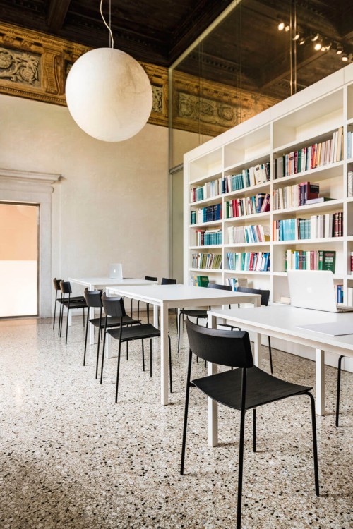 65f6c7744fdf1a466c8ec4537d8238658a4a6941